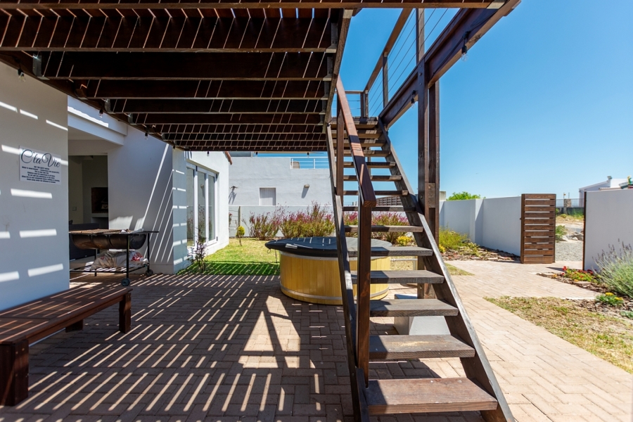 3 Bedroom Property for Sale in Langebaan North Western Cape